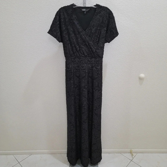LuLaRoe Elegant Black 2019 Noelle Faux Wrap Dress - Picture 1 of 5